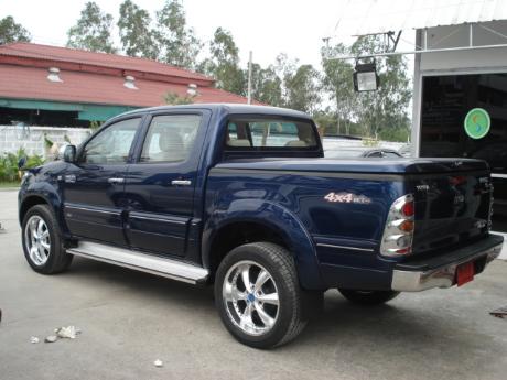 new Toyota Hilux Vigo Double Cab with body cladding at Thailand's top Toyota Hilux Vigo dealer Jim Autos Thailand